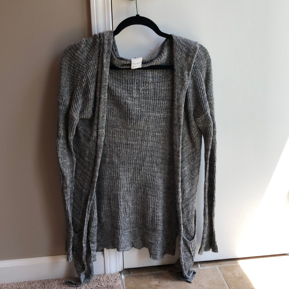 Tillys longsleeve hooded cardigan